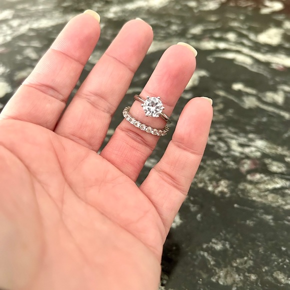 2CT engagement & eternity band set - size 6 - Picture 3 of 3